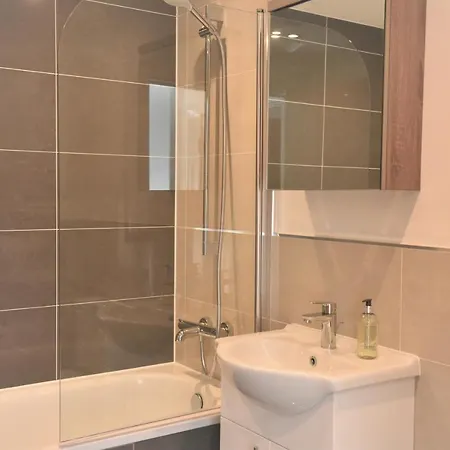 Exec 2Bed 2Bath Serviced Apartment Balcony Parking Milton Keynes Exterior foto